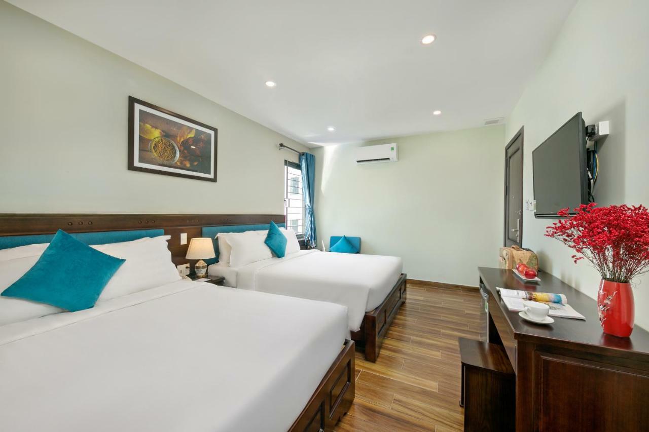 Celina Hotel&Apartment Da Nang Buitenkant foto