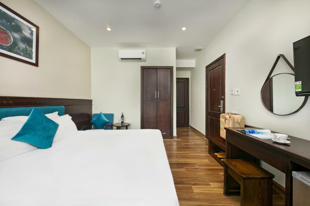 Celina Hotel&Apartment Da Nang Buitenkant foto