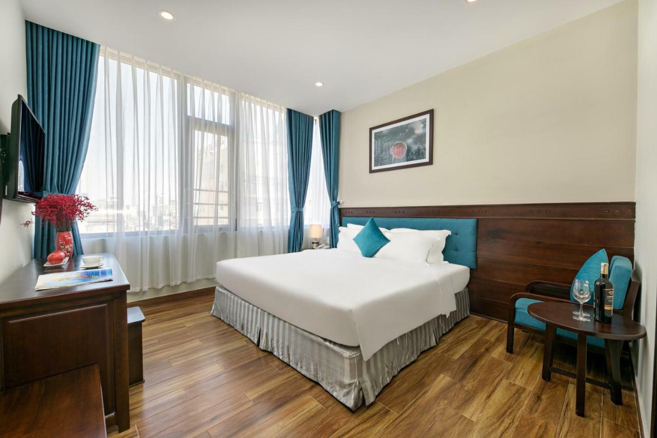 Celina Hotel&Apartment Da Nang Buitenkant foto