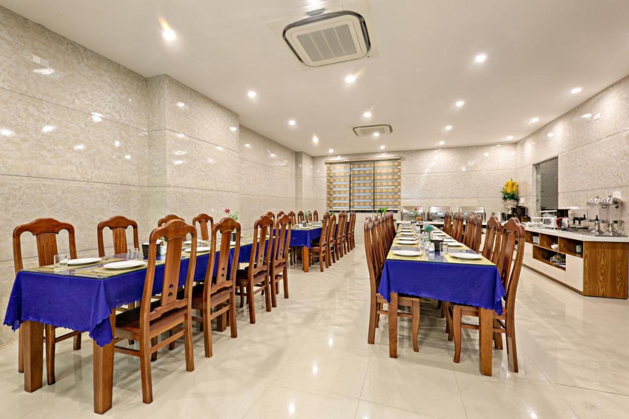 Celina Hotel&Apartment Da Nang Buitenkant foto